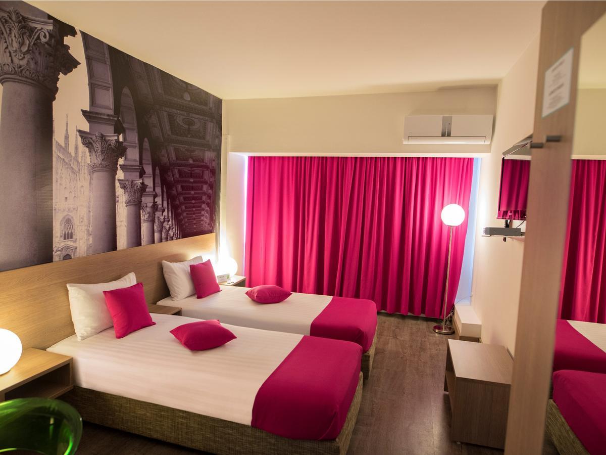 Ibis Styles Skopje Hotell Exteriör bild