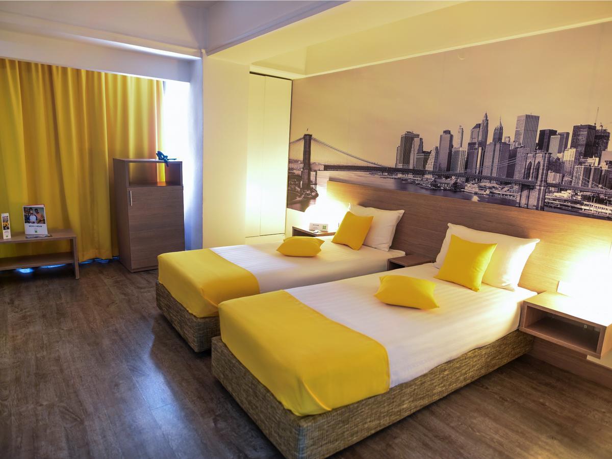 Ibis Styles Skopje Hotell Exteriör bild