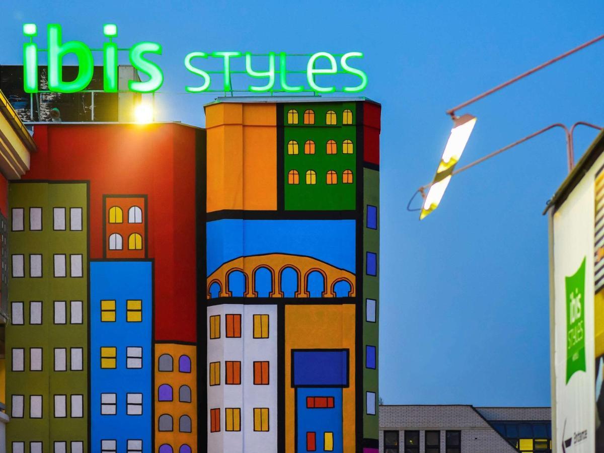 Ibis Styles Skopje Hotell Exteriör bild